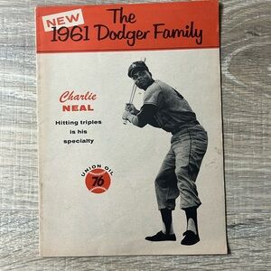 Vintage 1961 the dodger family pamphlet